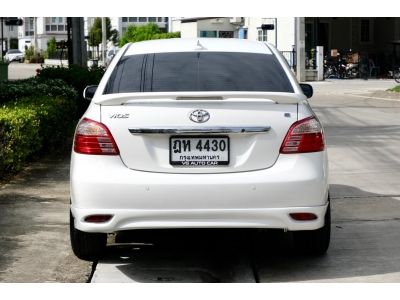 Toyota vios 1.5E  ออโต้ เบนซิน ปี 2010 สีขาว รูปที่ 3